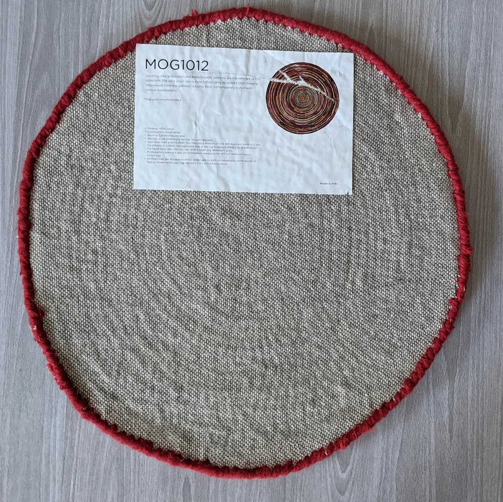 Sustainable Small Round Vibrant Floor Mat